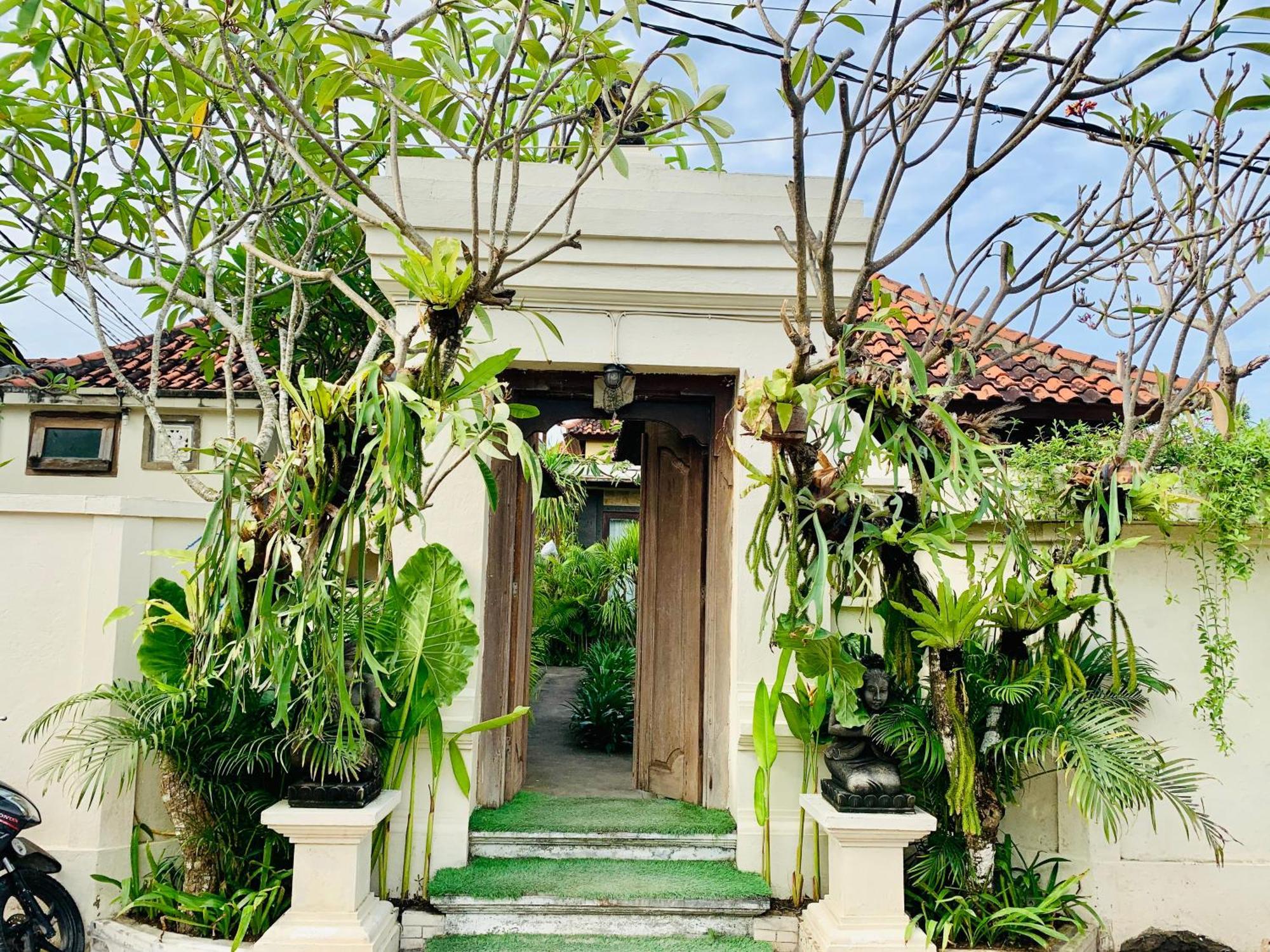 נוסה-למבונגן Pondok Baruna Garden מראה חיצוני תמונה